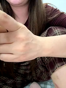 PhuongNhi21 online show from November 2, 2025, 2:38 am