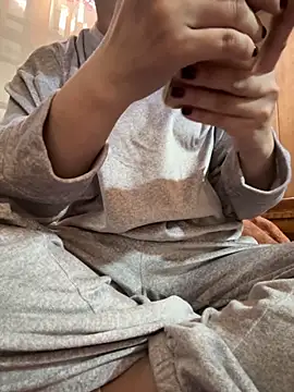 PhuongNhi21 online show from November 30, 2025, 2:23 am