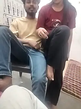 Snapshot of BHABHIJAAN7317 chatting on October 14, 2025, 6:19 pm BHABHIJAAN7317 online show from October 14, 2025, 6:19 pm