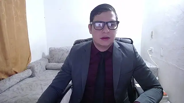 Snapshot of Victor_Maitland chatting on April 22, 2026, 9:10 pm Victor Maitland online show from April 22, 2026, 9:10 pm
