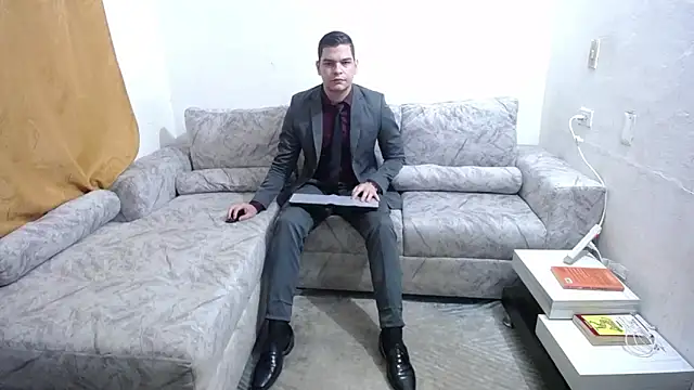 Victor Maitland online show from October 15, 2025, 8:17 pm