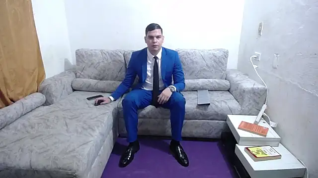 Snapshot of Victor_Maitland chatting on May 7, 2026, 3:33 am Victor Maitland online show from May 7, 2026, 3:33 am