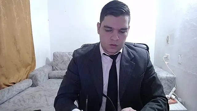 Snapshot of Victor_Maitland chatting on May 14, 2026, 8:39 pm Victor Maitland online show from May 14, 2026, 8:39 pm