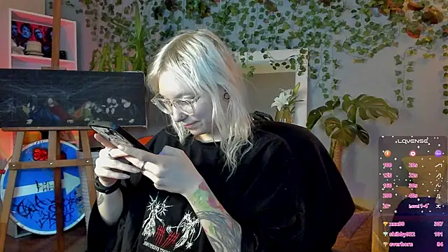 Snapshot of tattoo_art_baby chatting on June 26, 2026, 6:41 am tattoo art baby online show from June 26, 2026, 6:41 am
