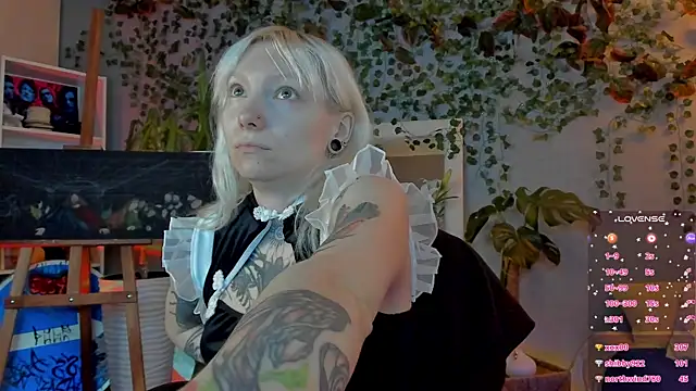 Snapshot of tattoo_art_baby chatting on June 25, 2026, 2:53 am tattoo art baby online show from June 25, 2026, 2:53 am