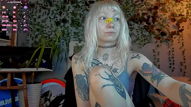 Snapshot of tattoo_art_baby chatting on August 8, 2026, 5:25 am tattoo art baby online show from August 8, 2026, 5:25 am