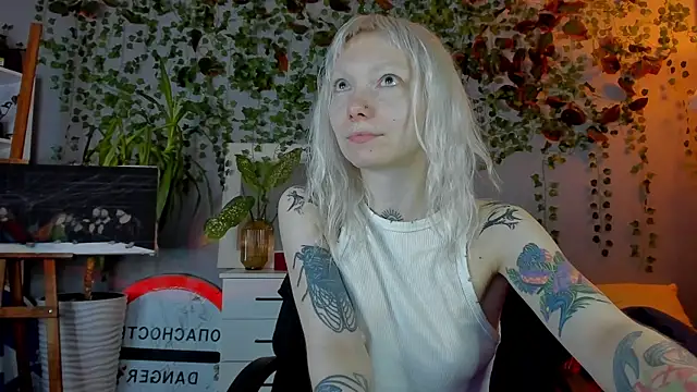 Snapshot of tattoo_art_baby chatting on July 20, 2026, 11:45 am tattoo art baby online show from July 20, 2026, 11:45 am