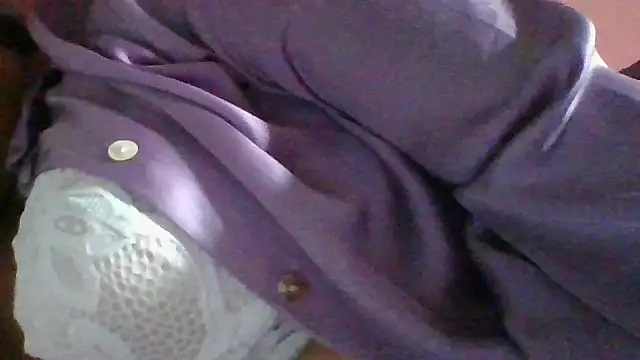 Snapshot of DianaOchoa_ chatting on May 6, 2026, 8:29 am DianaOchoa online show from May 6, 2026, 8:29 am