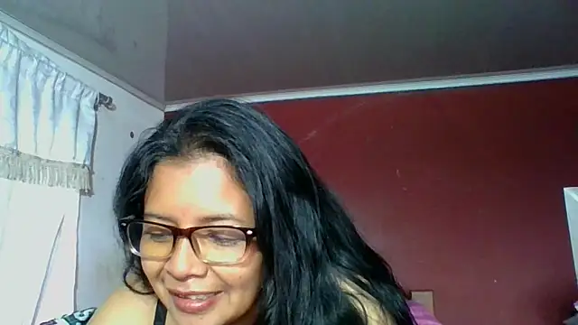 DianaOchoa  online show from September 30, 2025, 7:42 pm