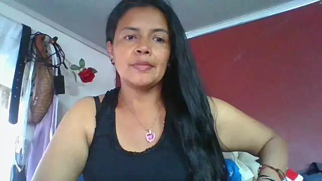 DianaOchoa  online show from April 11, 2026, 8:12 pm