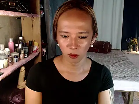 Snapshot of letsplaybeb chatting on June 8, 2026, 10:16 am letsplaybeb online show from June 8, 2026, 10:16 am