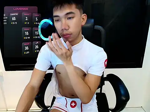 Snapshot of Ur_pinoyhotbrix chatting on November 1, 2025, 6:02 pm Ur pinoyhotbrix online show from November 1, 2025, 6:02 pm