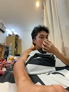 Snapshot of Ur_pinoyhotbrix chatting on February 26, 2026, 3:01 pm Ur pinoyhotbrix online show from February 26, 2026, 3:01 pm