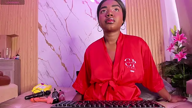 Eva Johnss online show from October 18, 2025, 1:02 pm