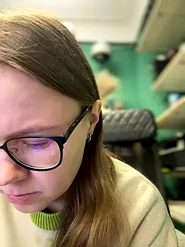  CherryBloom  online show from September 24, 2025, 7:48 am