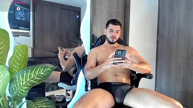 Dimitri Bass online show from April 3, 2026, 11:27 am