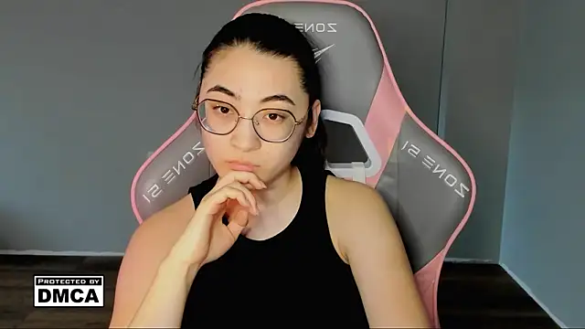 Snapshot of MeilideQian1 chatting on February 3, 2026, 12:43 pm MeilideQian1 online show from February 3, 2026, 12:43 pm