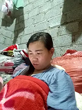 jienrrr online show from October 1, 2025, 2:49 am