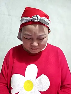 yoowwmr online show from December 5, 2025, 2:00 am