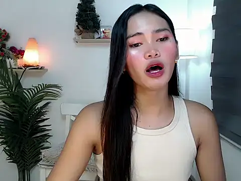 imperfect zandra online show from October 13, 2025, 9:44 am