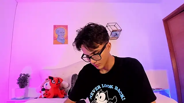 jin luna online show from October 25, 2025, 12:17 pm