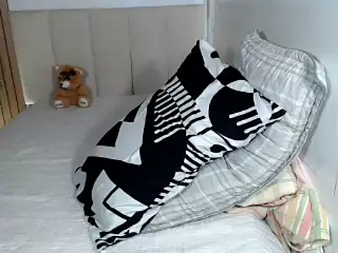 Snapshot of SluttyJedy chatting on February 3, 2026, 1:49 am SluttyJedy online show from February 3, 2026, 1:49 am