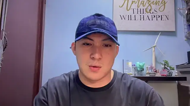 lovely jay online show from November 24, 2025, 7:03 pm