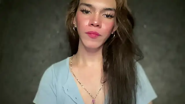 Snapshot of Misselliefayexxx chatting on December 21, 2025, 2:30 pm Misselliefayexxx online show from December 21, 2025, 2:30 pm