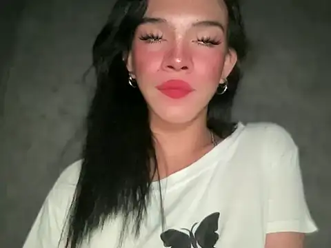 Snapshot of Misselliefayexxx chatting on June 28, 2026, 12:50 am Misselliefayexxx online show from June 28, 2026, 12:50 am