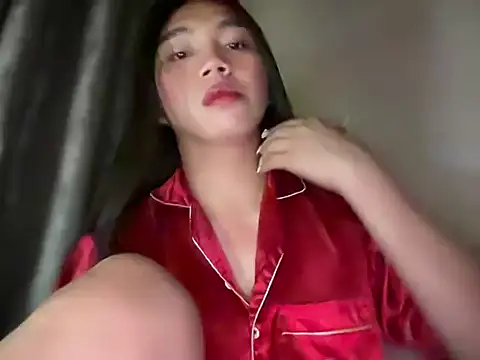 Snapshot of kat_mire chatting on April 23, 2026, 6:42 pm kat mire online show from April 23, 2026, 6:42 pm