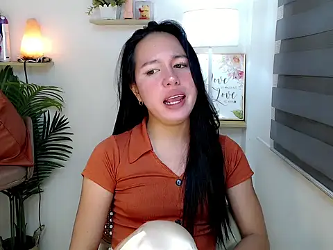 kimbratx online show from February 4, 2026, 10:27 pm