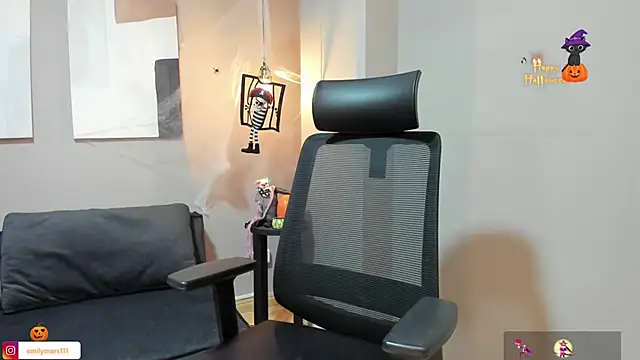 emily mars1 online show from October 18, 2025, 12:51 pm