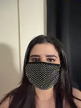 Snapshot of kamy55 chatting on April 5, 2026, 3:35 am kamy55 online show from April 5, 2026, 3:35 am