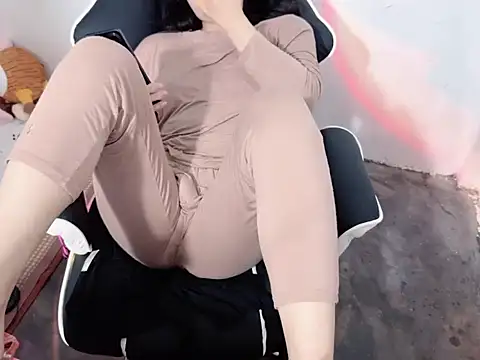 Snapshot of Bino119 chatting on November 11, 2025, 4:07 am Bino119 online show from November 11, 2025, 4:07 am