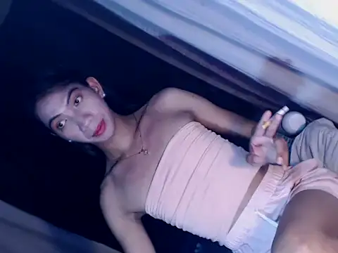 xyourdreamtrans online show from November 4, 2025, 11:03 am