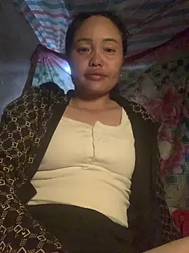 Snapshot of May125 chatting on April 10, 2026, 7:59 am May125 online show from April 10, 2026, 7:59 am