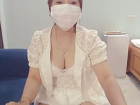 ruby 8x online show from December 21, 2025, 12:18 pm