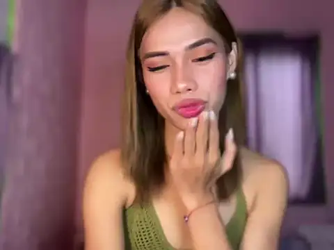 Lovelynikki03 online show from June 27, 2026, 8:20 am