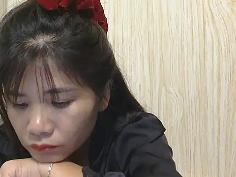 Snapshot of Ori299 chatting on November 5, 2025, 3:42 am Ori299 online show from November 5, 2025, 3:42 am