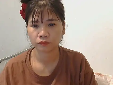 Snapshot of Ori299 chatting on November 6, 2025, 2:04 am Ori299 online show from November 6, 2025, 2:04 am