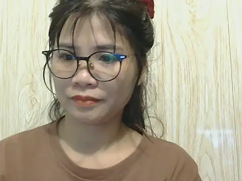 Snapshot of Ori299 chatting on November 13, 2025, 11:14 am Ori299 online show from November 13, 2025, 11:14 am