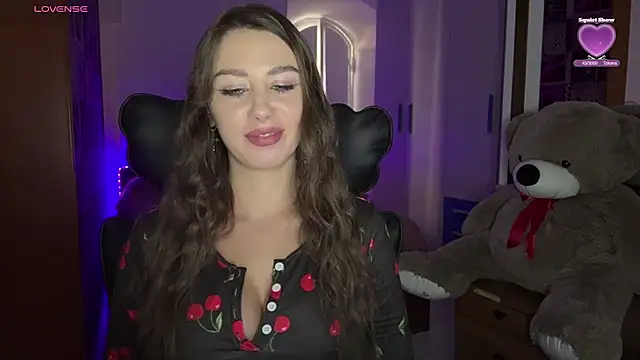 SweetCherry N online show from September 25, 2025, 2:12 pm