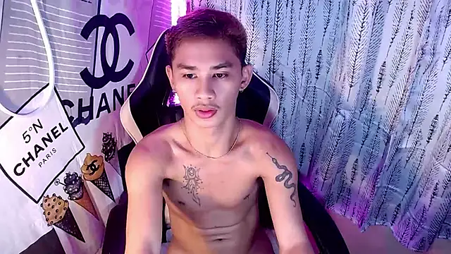 asianhardcock25 online show from December 21, 2025, 1:57 pm