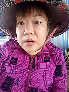 Cindy237st online show from November 4, 2025, 6:17 am