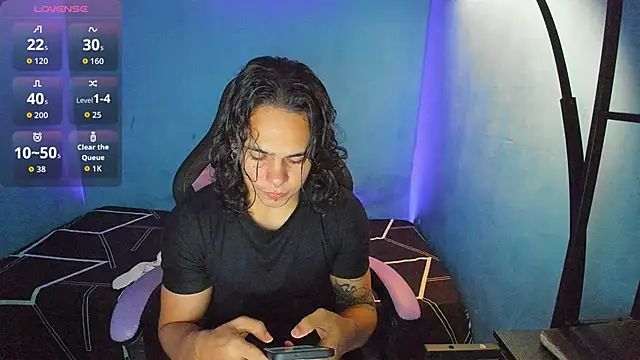 Snapshot of Maximiliano_scoott__ chatting on October 15, 2025, 6:49 pm Maximiliano scoott   online show from October 15, 2025, 6:49 pm