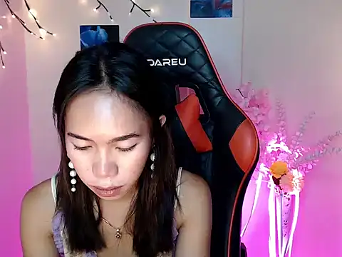 Snapshot of Shindoll chatting on November 1, 2025, 3:13 am Shindoll online show from November 1, 2025, 3:13 am