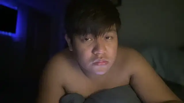 red libraxxx online show from October 13, 2025, 8:05 am