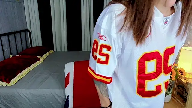 TRANSGODDESSA online show from October 24, 2025, 11:53 am