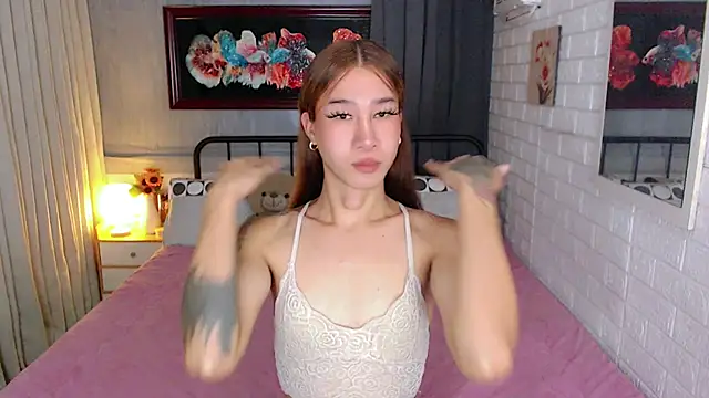 TRANSGODDESSA online show from November 25, 2025, 12:44 am