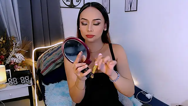 Zialustts online show from October 9, 2025, 3:45 pm